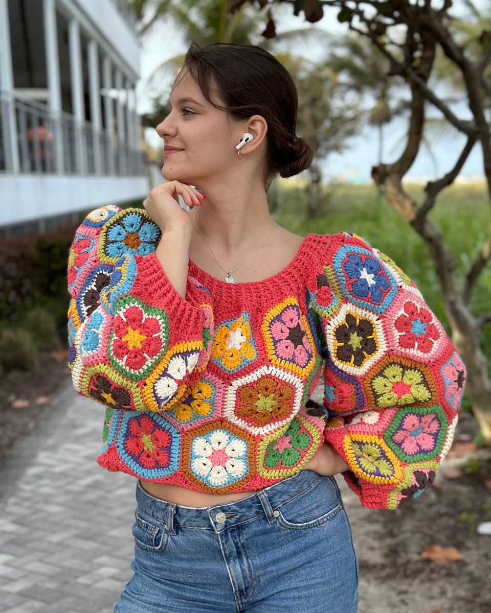 Vintage knit cream sweater store with floral rosettes and crochet collar